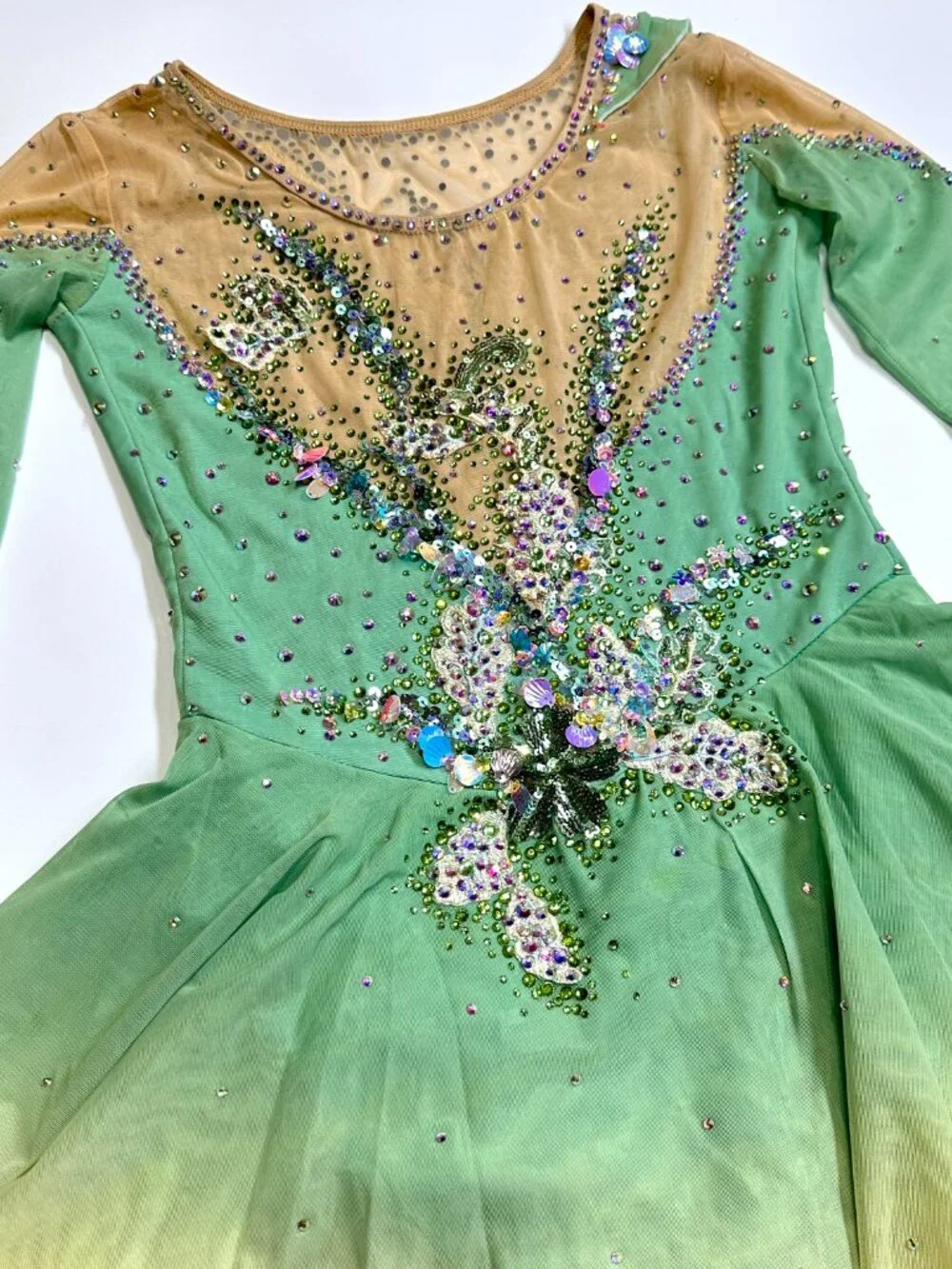 New Light green Crystal Figure Skating Dress Approx. Girls 12–14